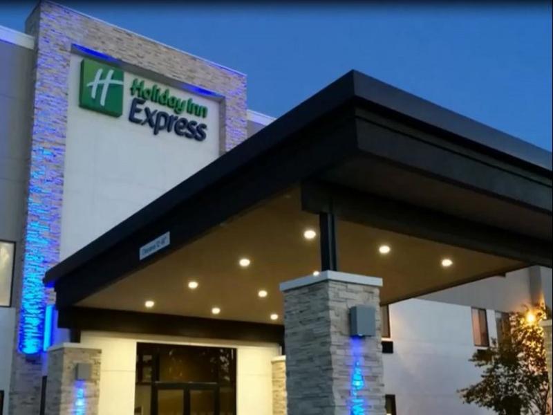 Holiday Inn Express & Suites Tulsa Ne, Claremore, An Ihg Hotel Exterior photo